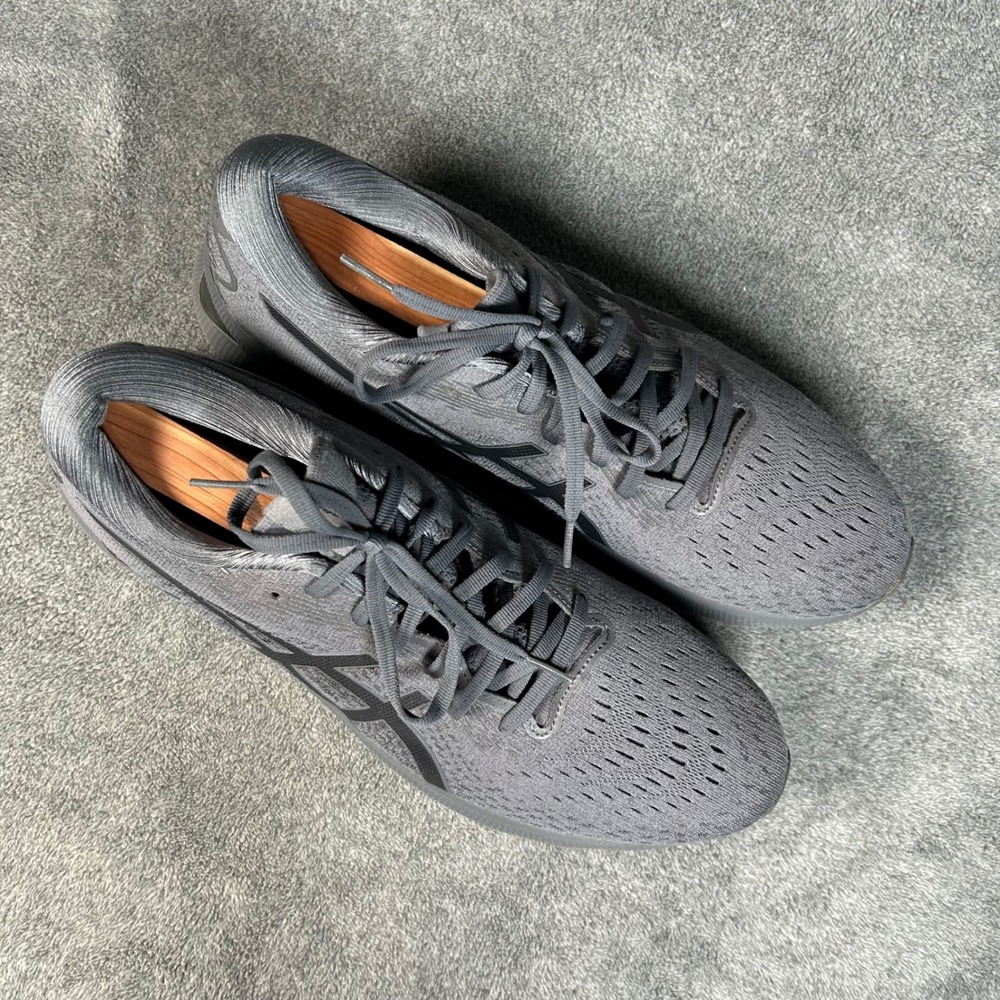 ASICS Gel-Nimbus 24 Mens Running Shoes Gray Sheet Rock Black 1011B359 Size 12 - Picture 2 of 13